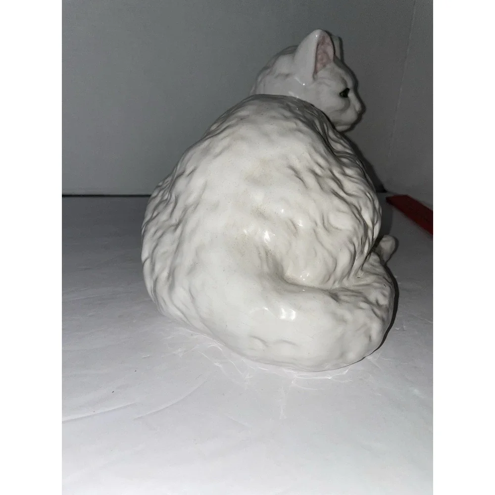 LIFE SIZE White PERSIAN Green Eye Ceramic Cat Sculpture/Statue-Bordallo Pinheiro